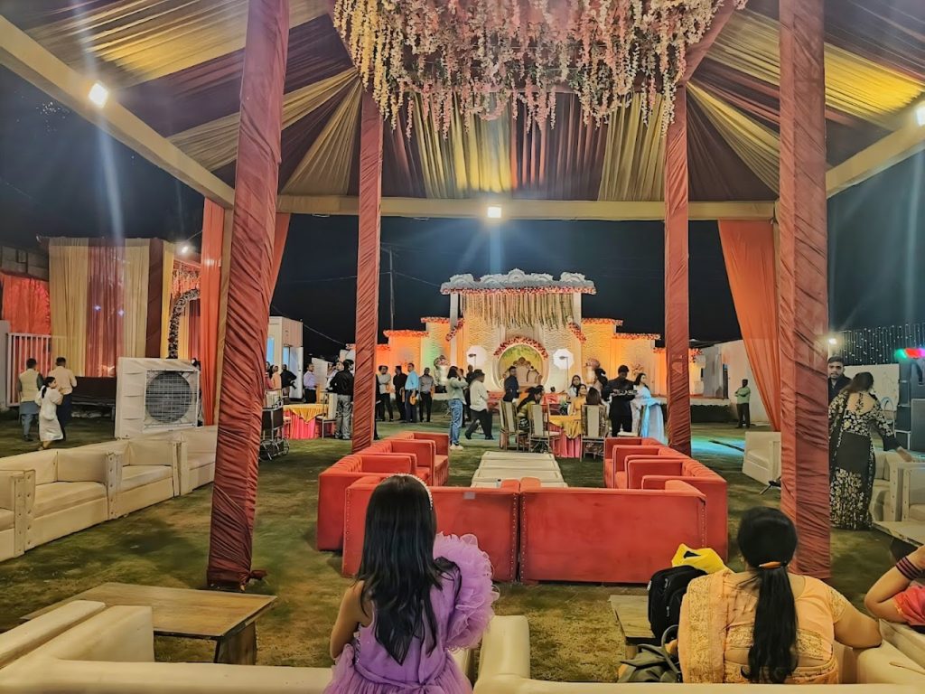 Beautiful Marriage Venue Lawn Hall